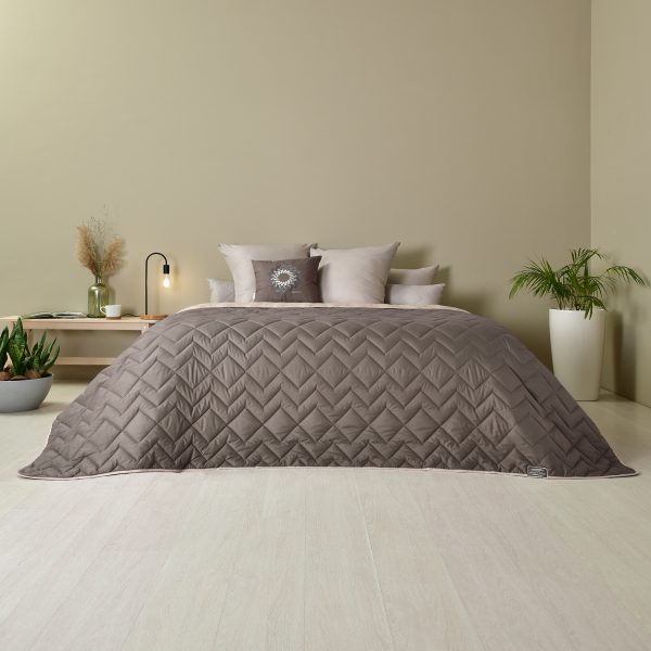 Cuvertura IZZI Ciocolata-Bej 220×240 (1)
